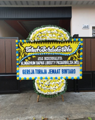 Papan Bunga Duka di Sahu